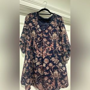 Lush floral 3/4 length shift dress